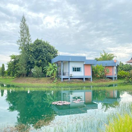 Ok Farm Resort Det Udom Exterior photo