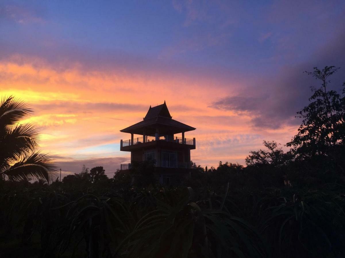 Ok Farm Resort Det Udom Exterior photo
